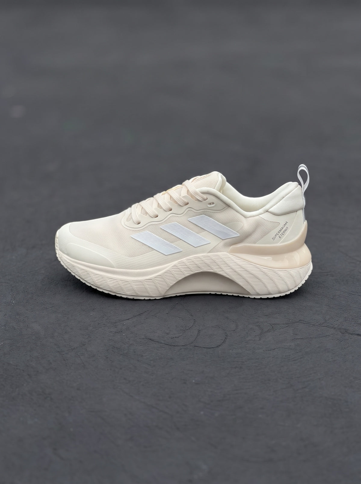 Adidas Supermagma Eterno Crema