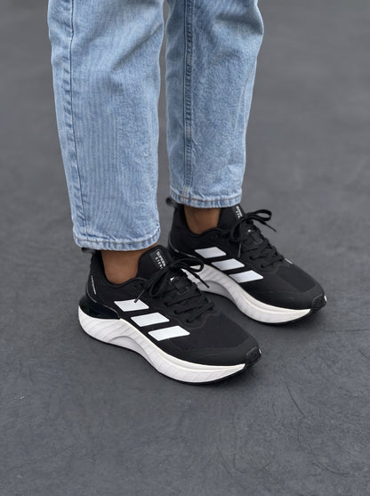 Adidas Supermagma Eterno Negra Blanca