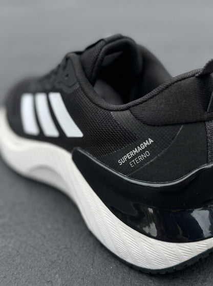 Adidas Supermagma Eterno Negra Blanca