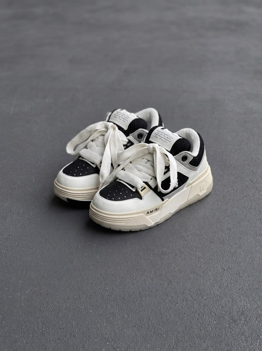 AMIRI blanca negra