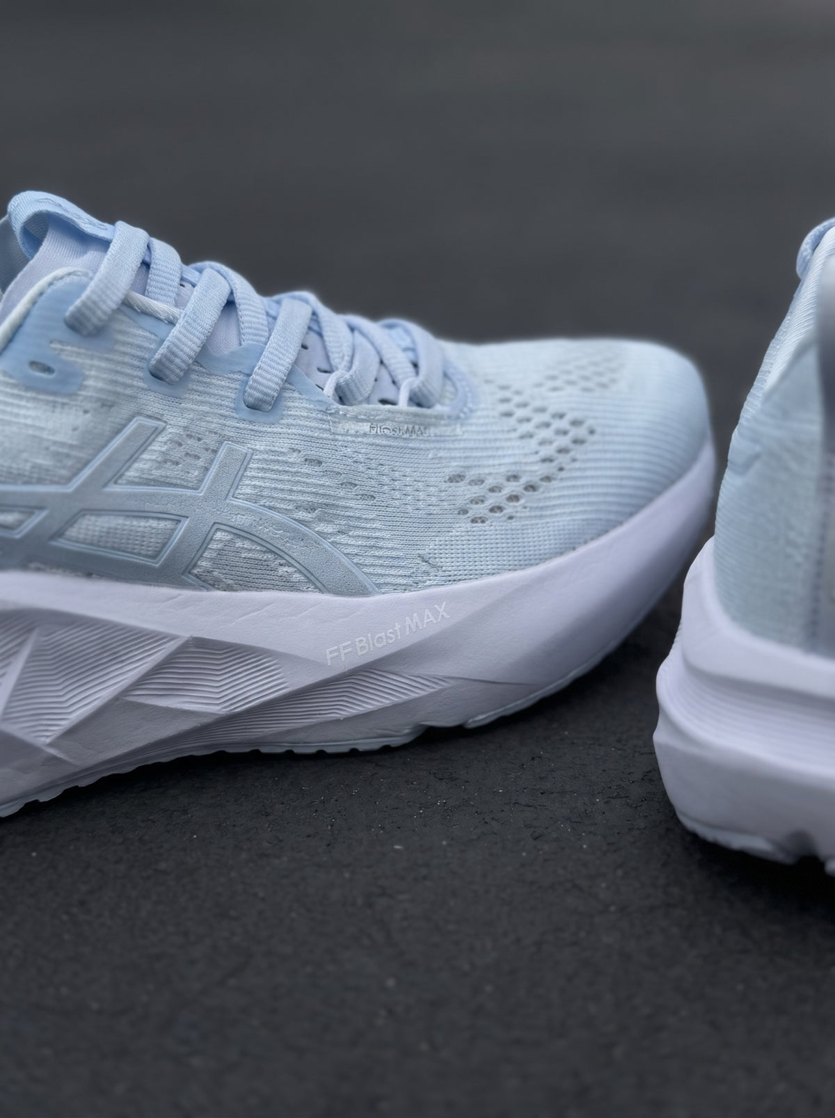 Asics Novablast 5 Celeste