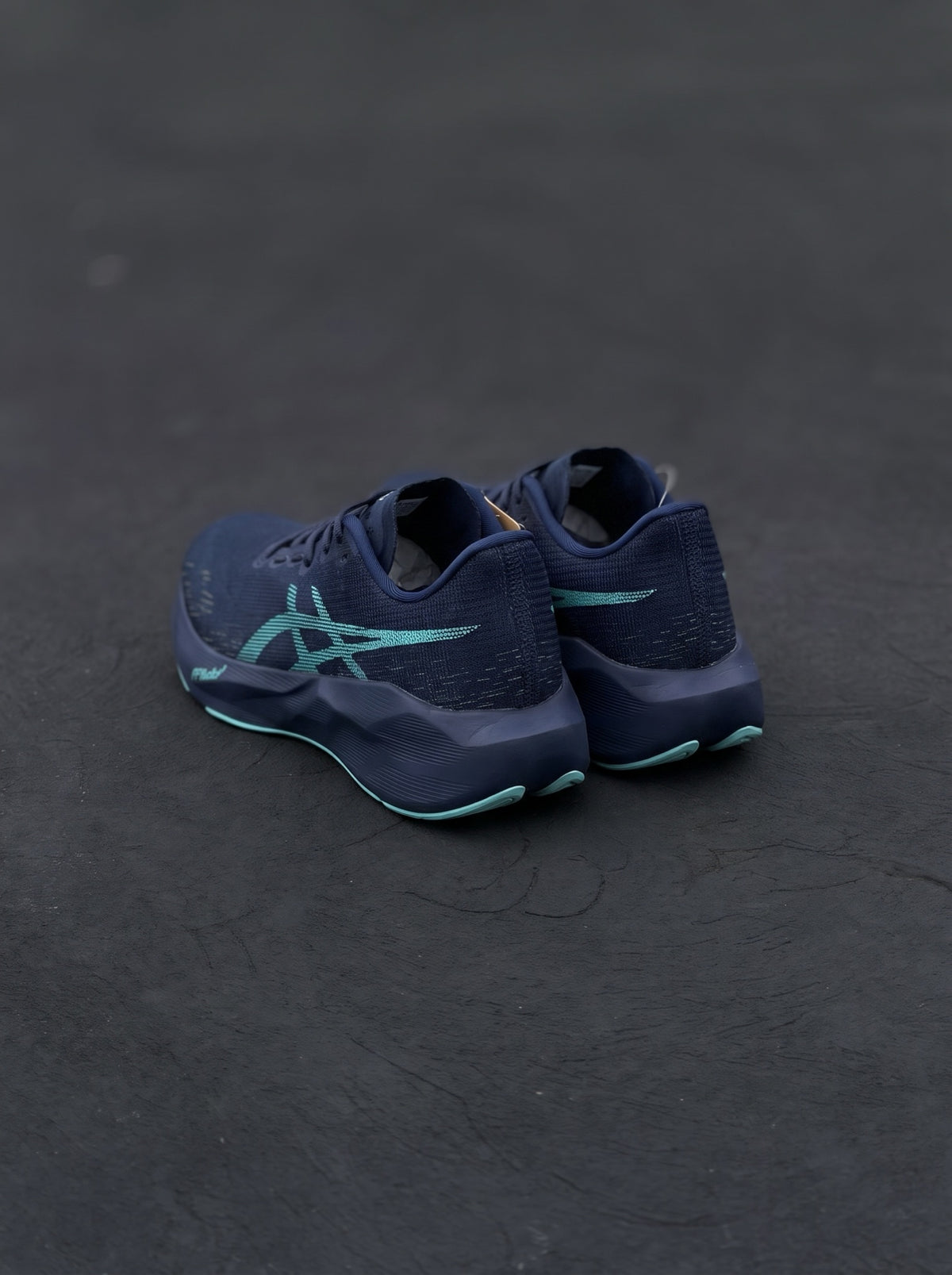 Asics Novablast 6 Azul Marino Aqua