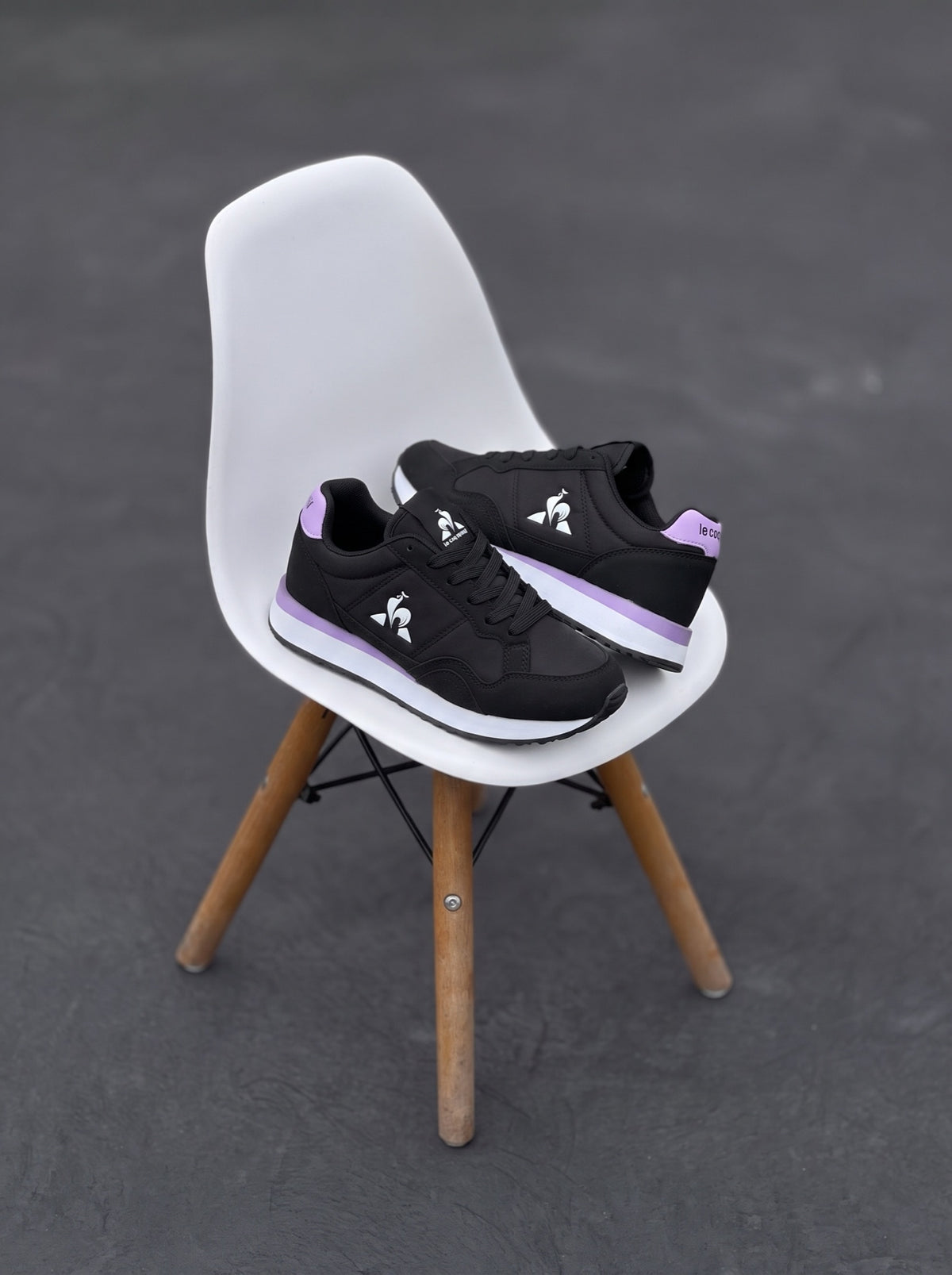 Le Coq Sportif Jet Star 2 Negra Lila
