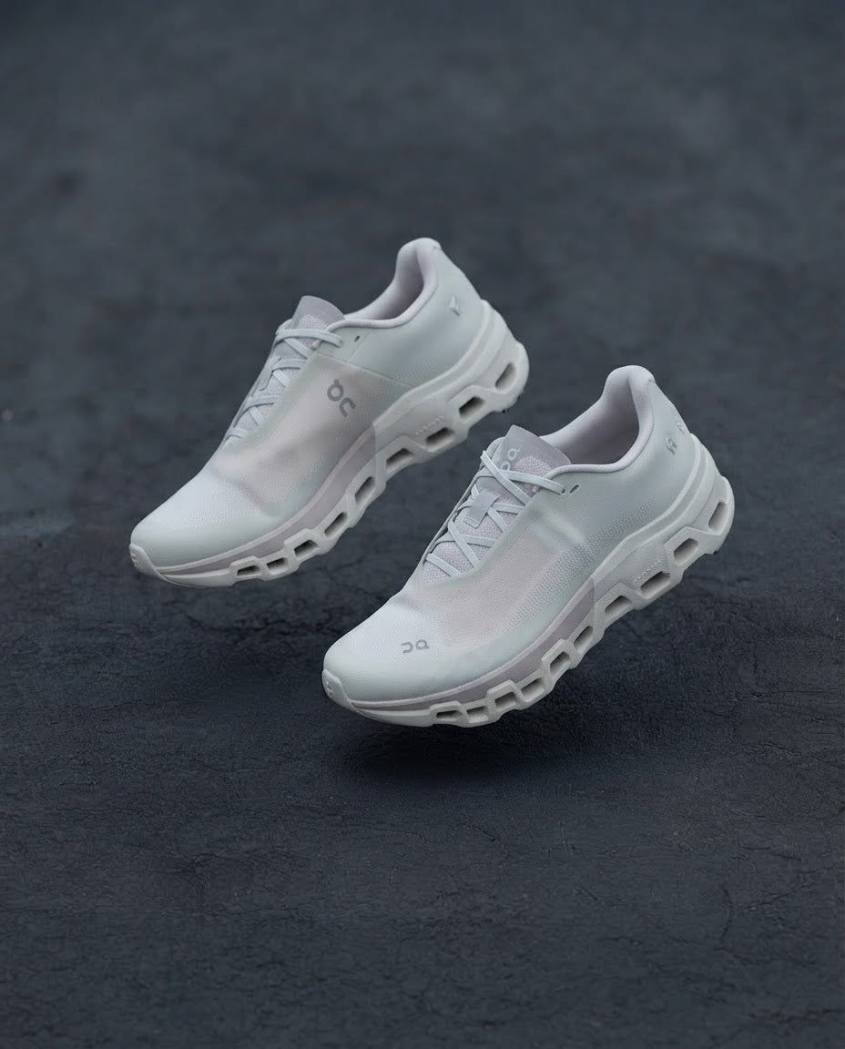 On cloud runner beish Gris