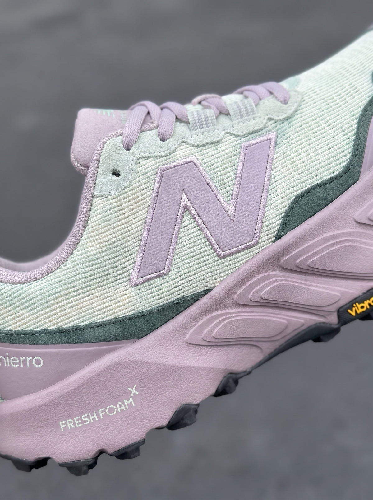 New Balance Fresh Foam X Hierro Lila Verde Menta