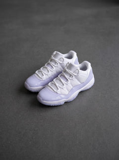 Nike Air Jordan 11 Low Blanca Lila