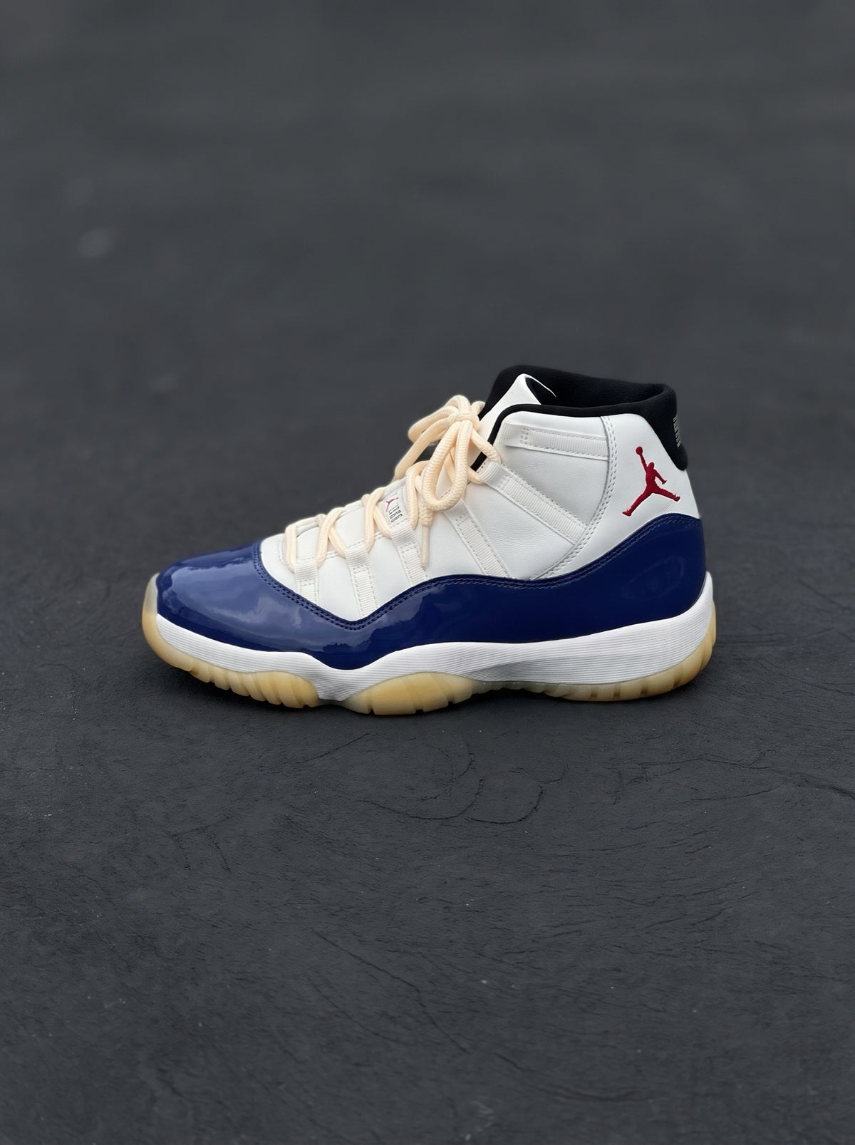 Nike Air Jordan 11 Retro Blanca Azul Rey Roja