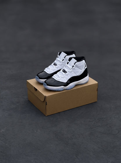 Nike Air Jordan 11 Retro Concord Blanca Negra