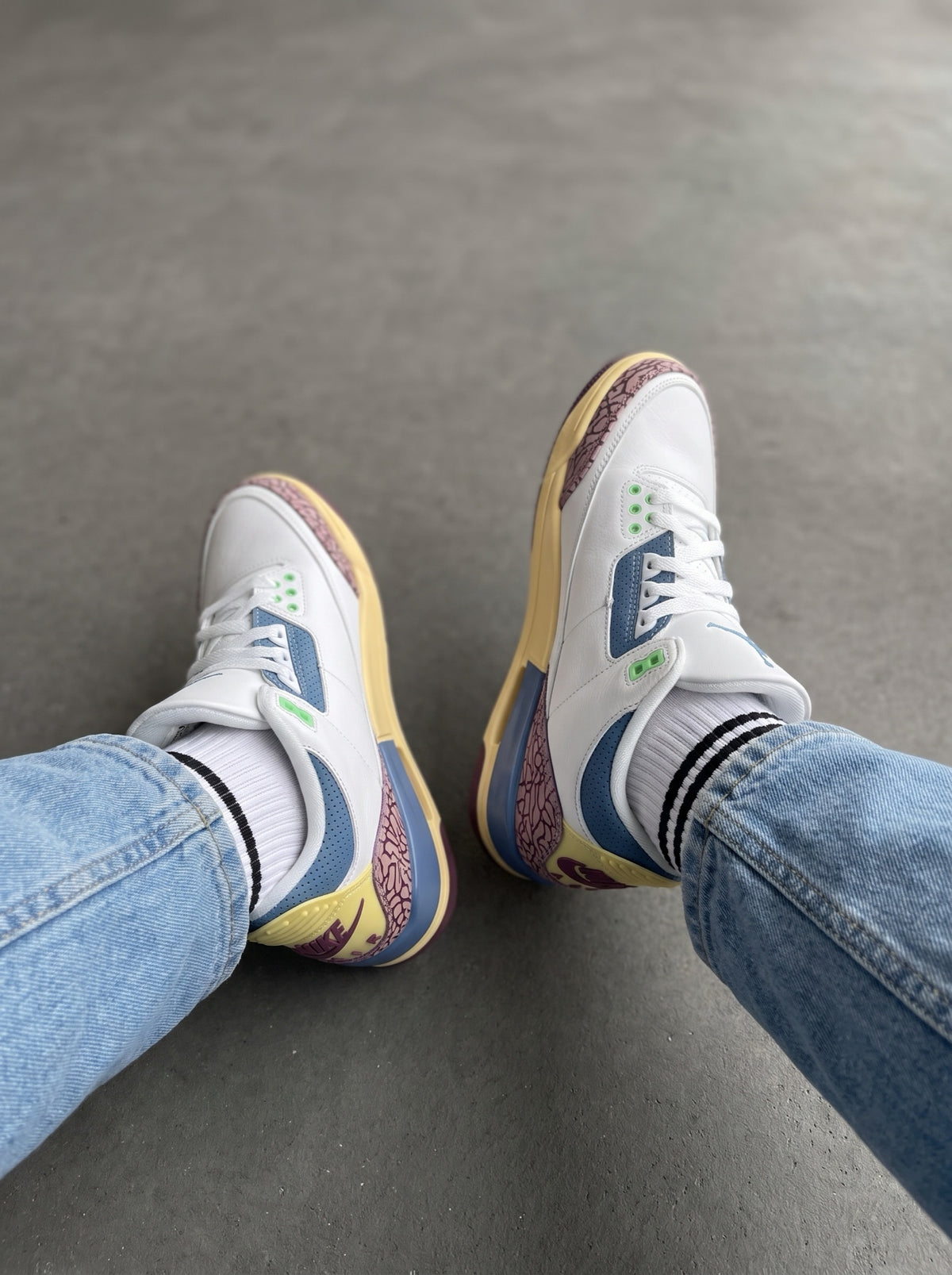 Nike Air Jordan 3 Retro Blanca Azul Amarilla