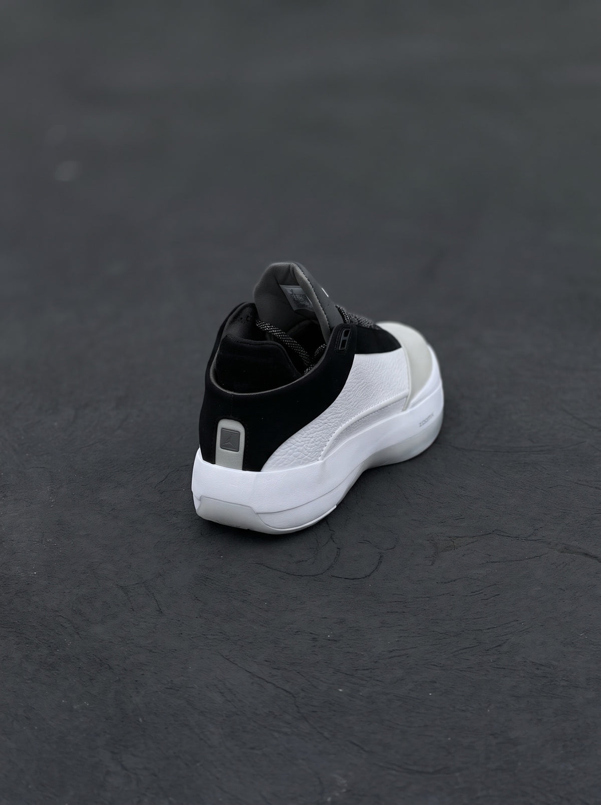 Nike Air Jordan 40 Blanca Negra