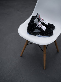 Nike Air Jordan 5 Retro Black Metallic Negra Plateada