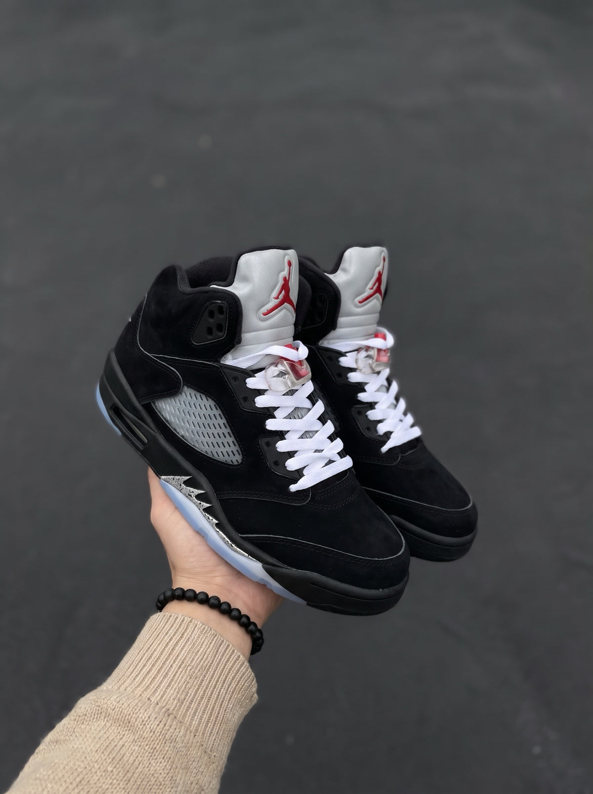 Nike Air Jordan 5 Retro Black Metallic Negra Plateada