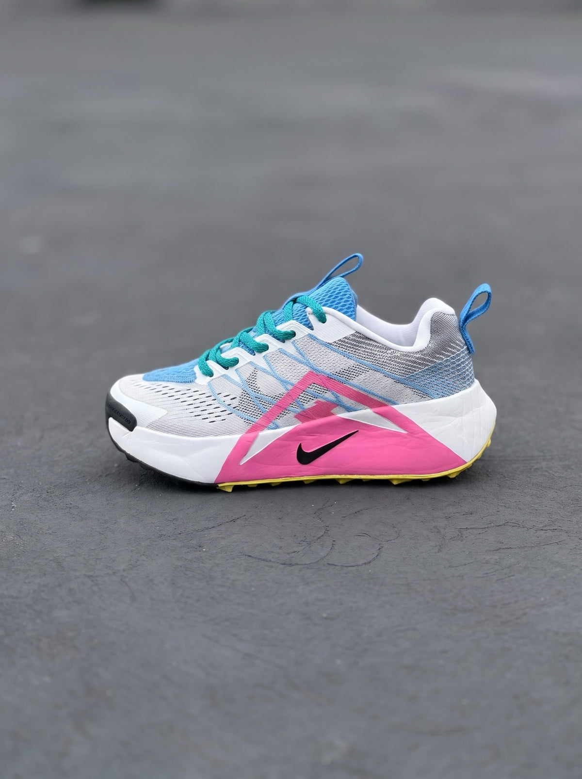 Nike Juniper Trail 2 Blanca Fucsia Azul