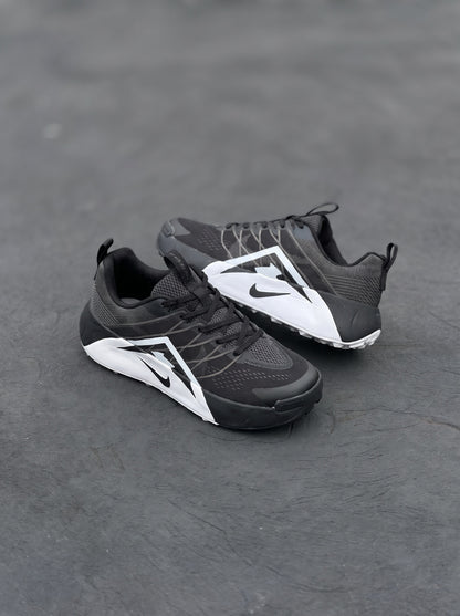 Nike Juniper Trail 2 Negra Blanca