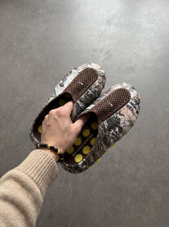 Nike Mind 001 Mule Camuflado Café Amarilla