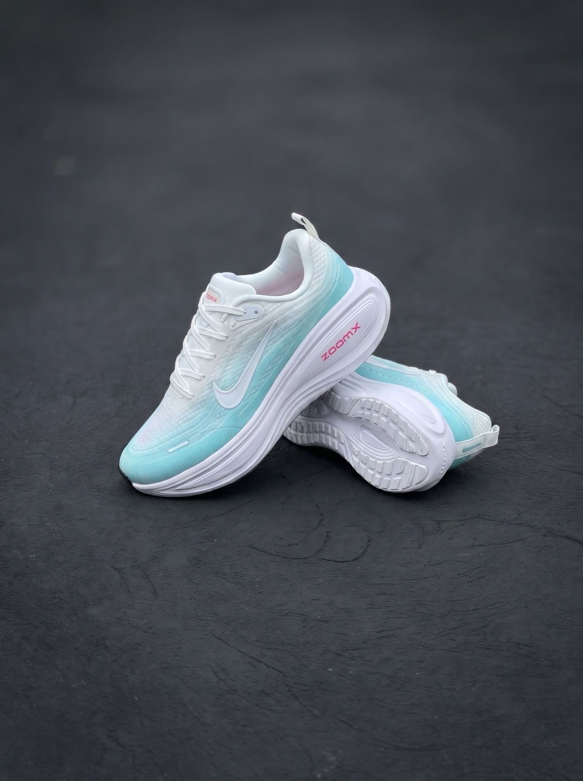 Nike Vomero Plus Blanca Aguamarina