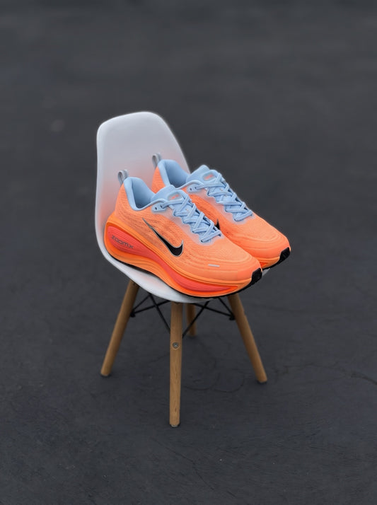 Nike Vomero Plus Naranja Celeste