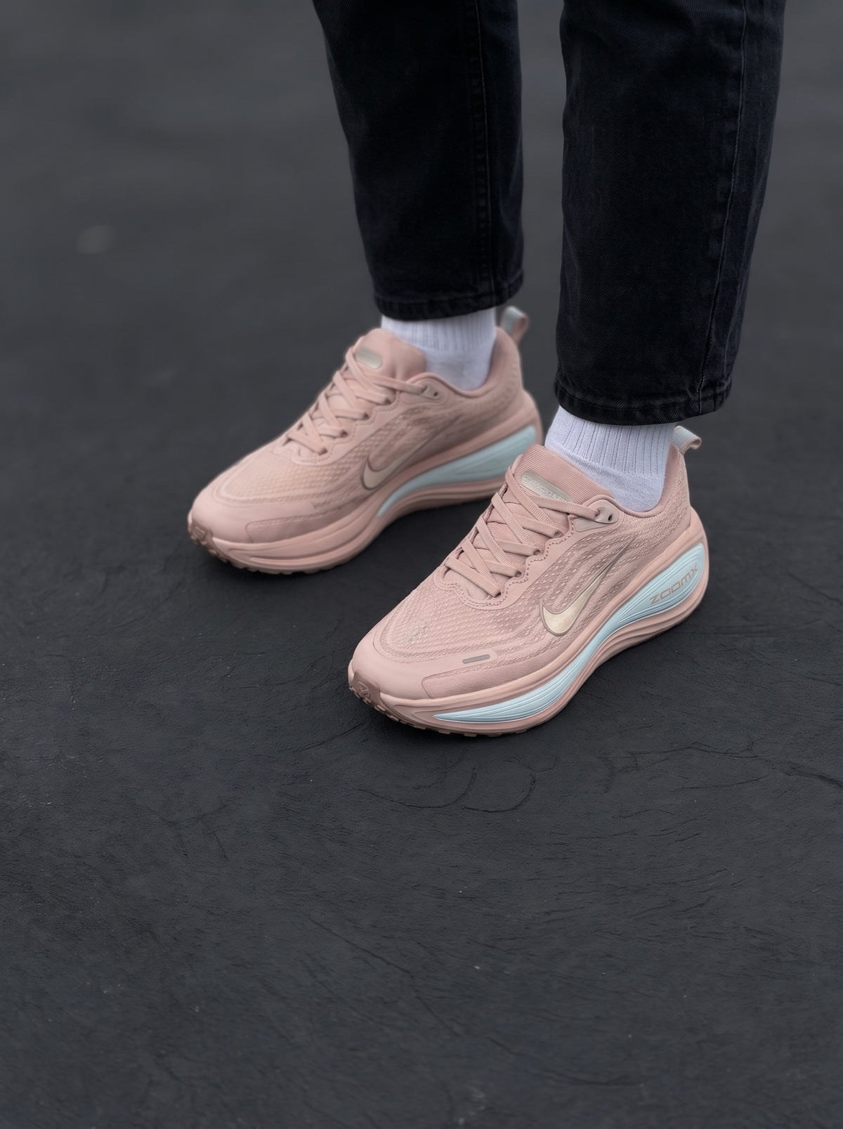 Nike Vomero Plus Rosa Palo