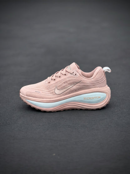 Nike Vomero Plus Rosa Palo