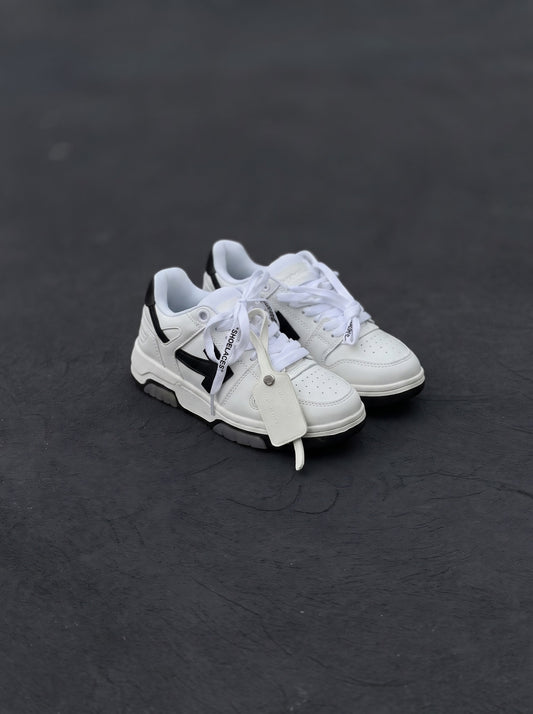 Off-White blanca negra