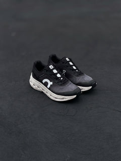 On Cloudsurfer Next Negra Blanca