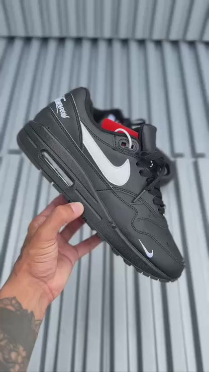 Nike Air Max X Supreme