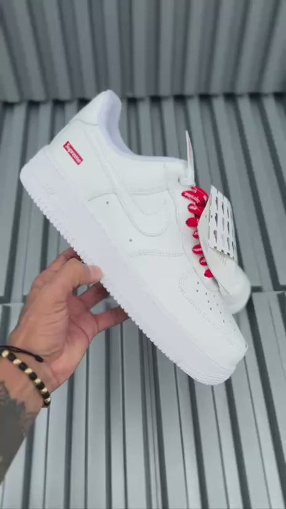 Nike Air Force One X Supreme