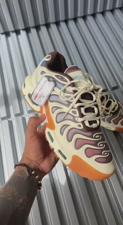 Nike Tn Cafe