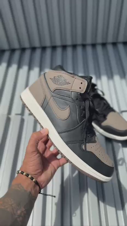 Nike Retro 1 Negra Cafe