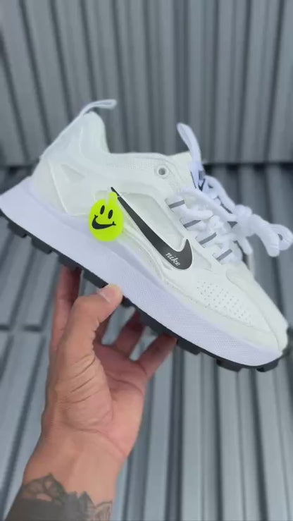 Nike Ballely