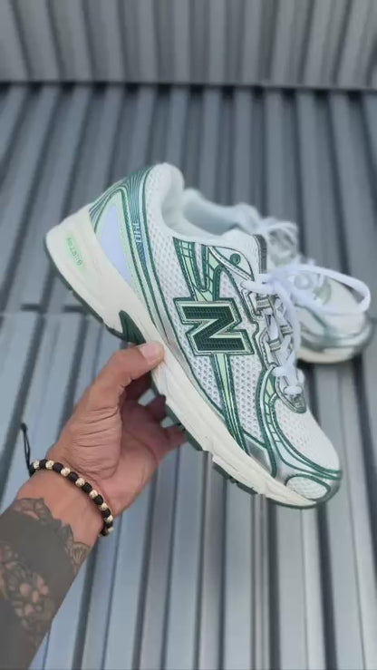 New Balance 740 blanca verde