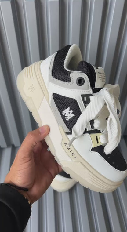 AMIRI blanca negra