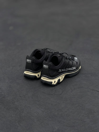 Salomon x MM6 Maison Margiela XT-4 Negra Crema