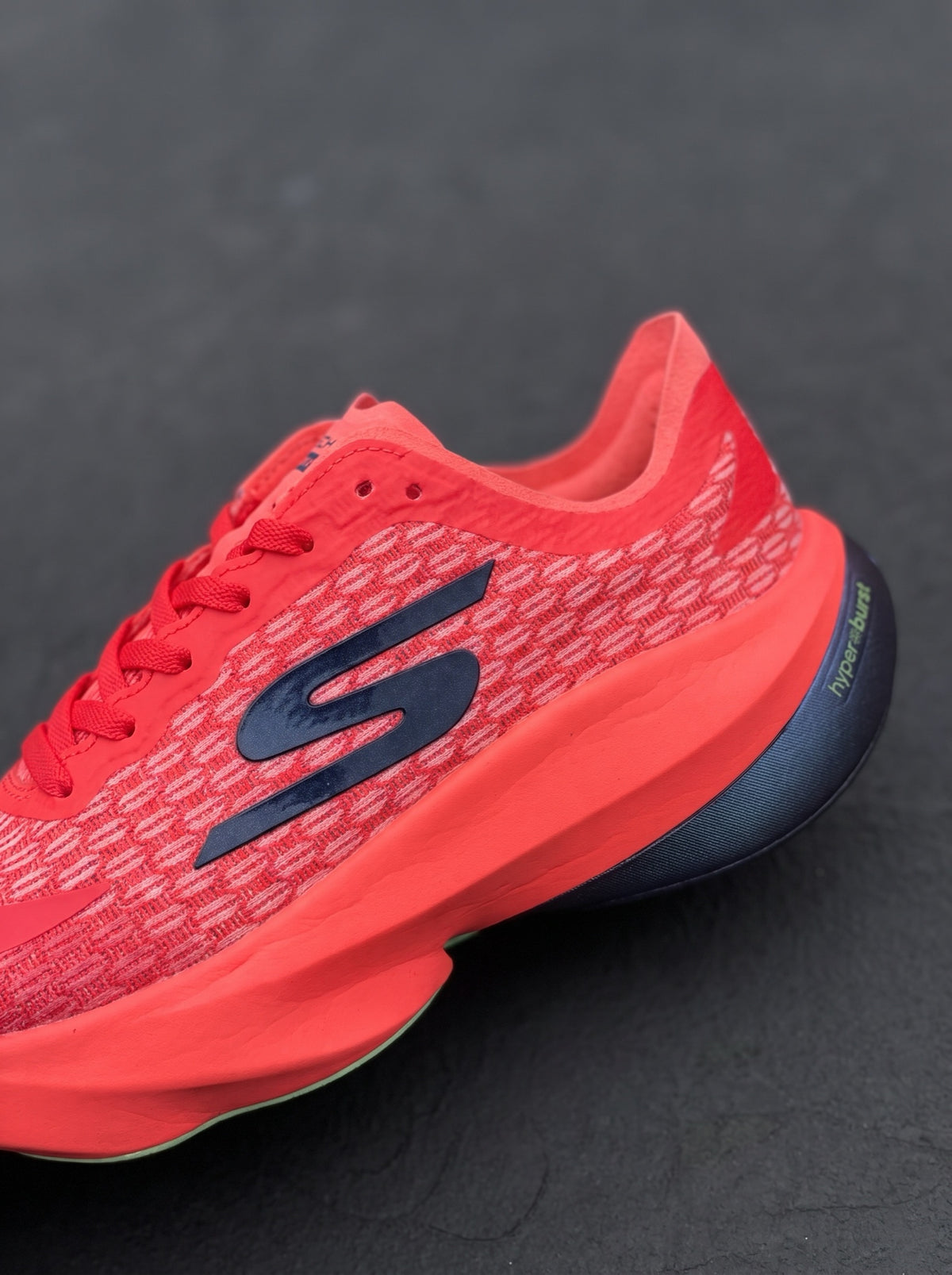 Skechers Aero Razor Roja Azul Marino