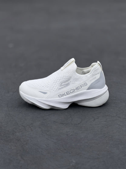 Skechers Go Walk Slip-On Blanca