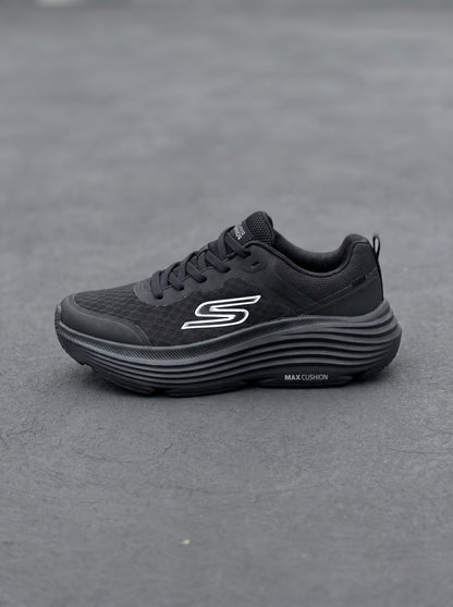 Skechers Max Cushion Negra
