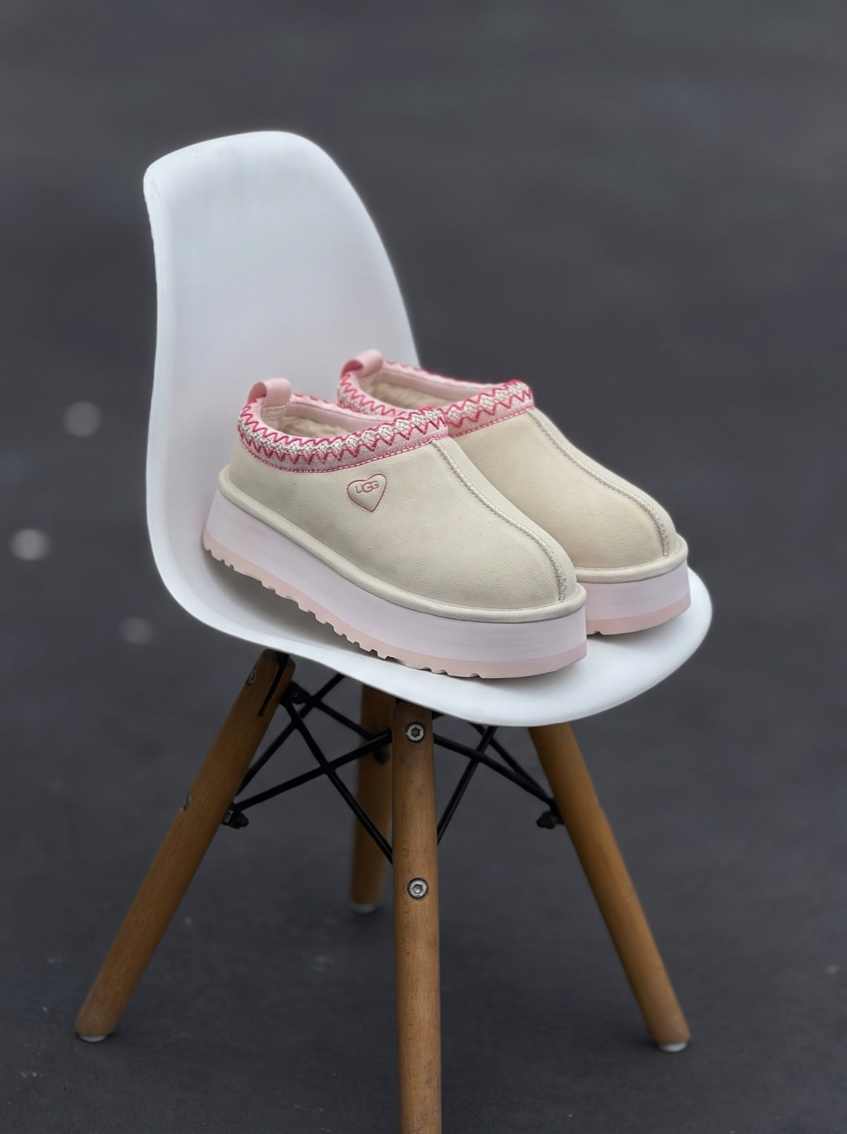 UGG Tazz Crema Rosa