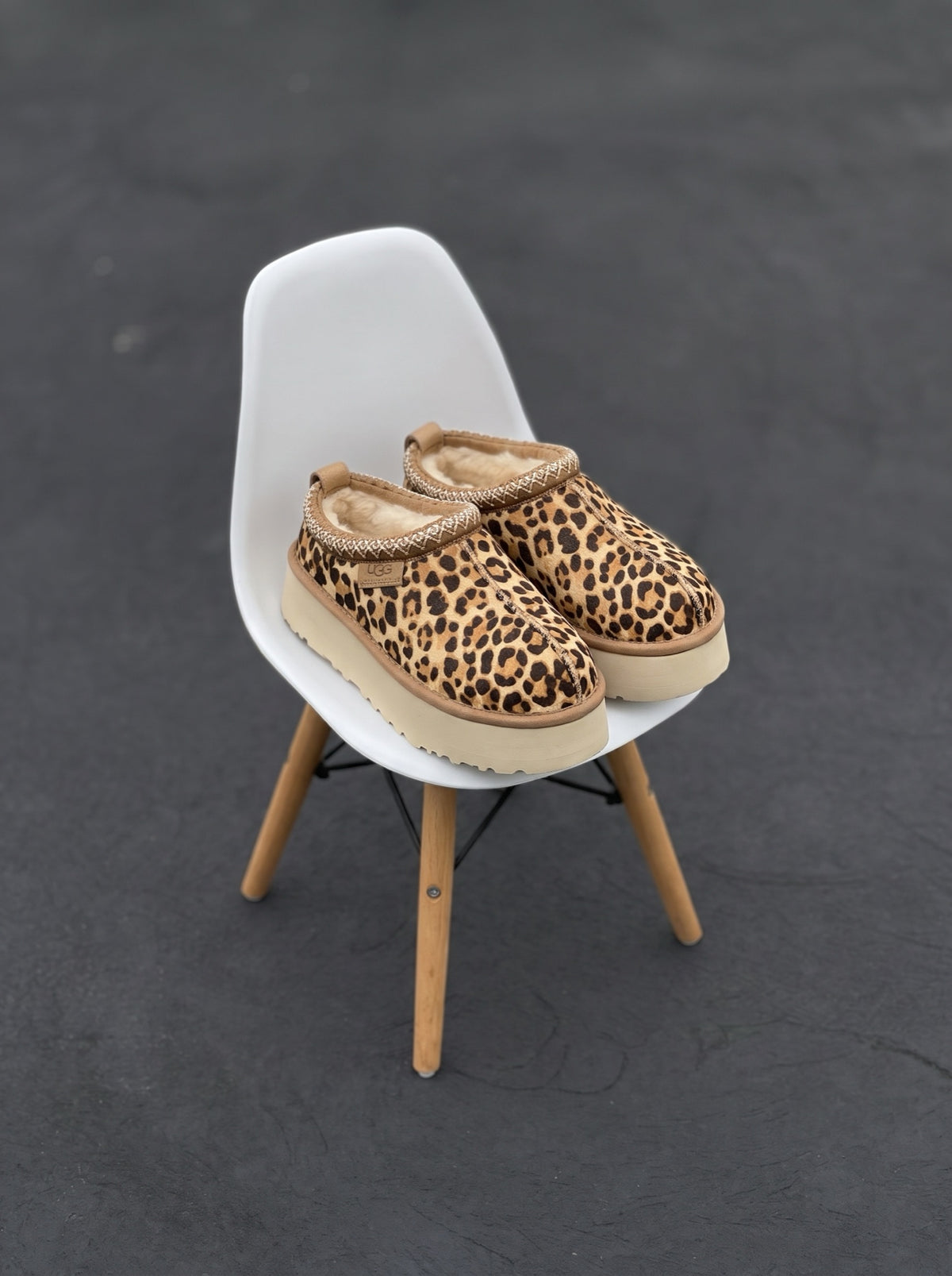 UGG Tazz Leopardo