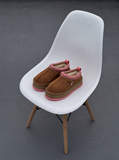 UGG Tazz Marrón Rosado