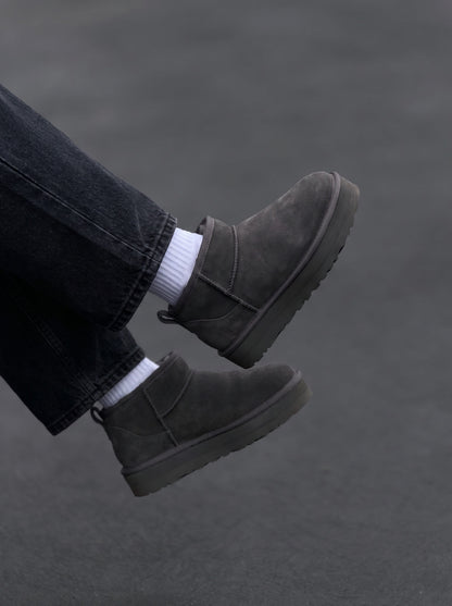 UGG Ultra Mini Platform Gris Oscuro
