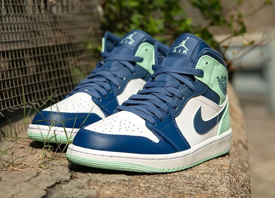 Nike Air Jordan 1 Mid Menta / Azul foto 1