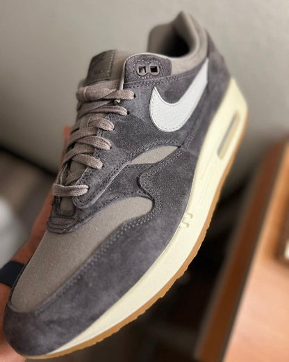 Nike Air Max 1 Gris foto 3