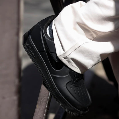 Nike Air Force 1 Foamposite Black foto 1