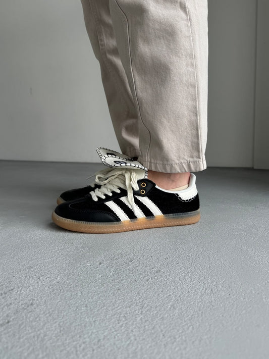 Adidas Samba Wales Bonner Negra foto 1