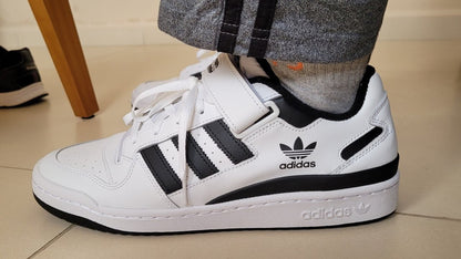 Adidas Forum Low Blanca / Negra foto 1