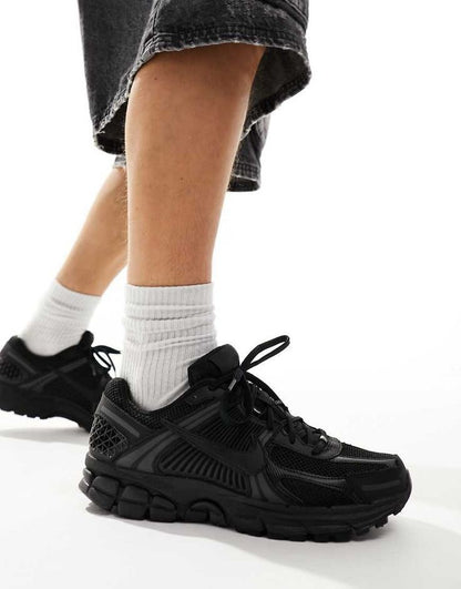 Nike Zoom Vomero 5 Negra foto 1