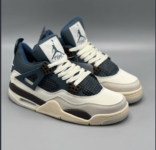 Nike Air Jordan 4 Crema / Azul Petróleo foto 1