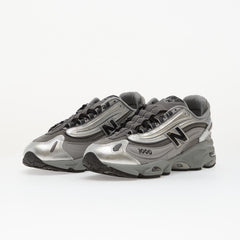 New Balance 1000 Gris / Crema – Último par