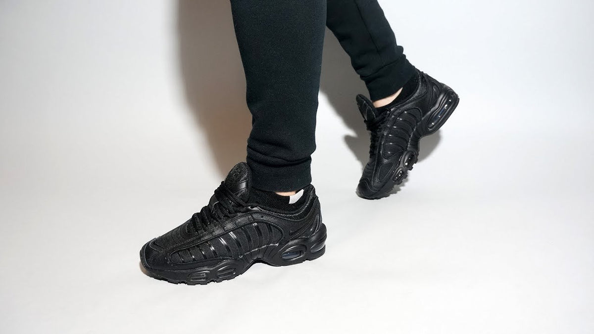 Nike Air Max Tailwind Negra foto 1