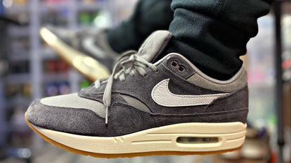 Nike Air Max 1 Gris foto 1